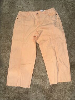 Future Collective Peach Straight Leg Women's Jeans. NWT